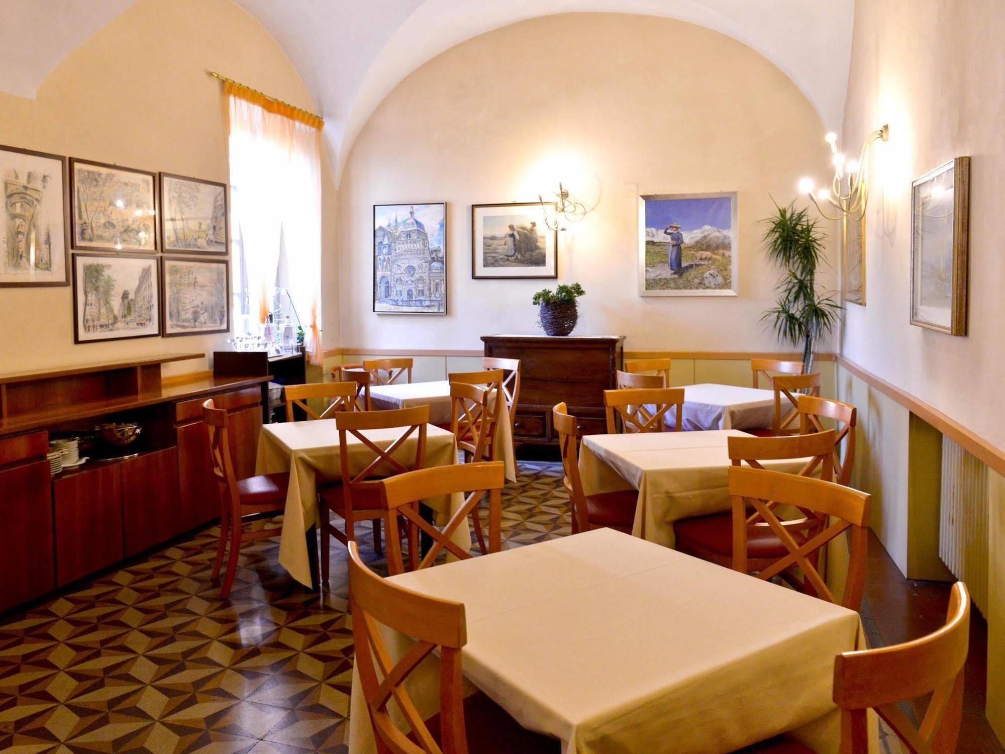 Albergo Della Torre Dal 1891 トレスコーレ・バルネアーリオ エクステリア 写真